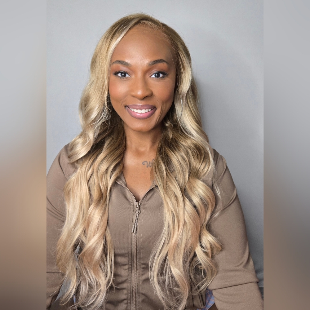 Blonde Loose Wave Wig - Picture 4 of 4